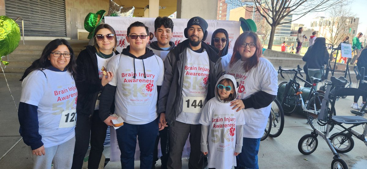 coachcramirez's tweet photo. Another year supporting my brother. Brain injury awareness 1 mile walk.
@OhioStateBRAIN https://t.co/eNOPDx8P0H
