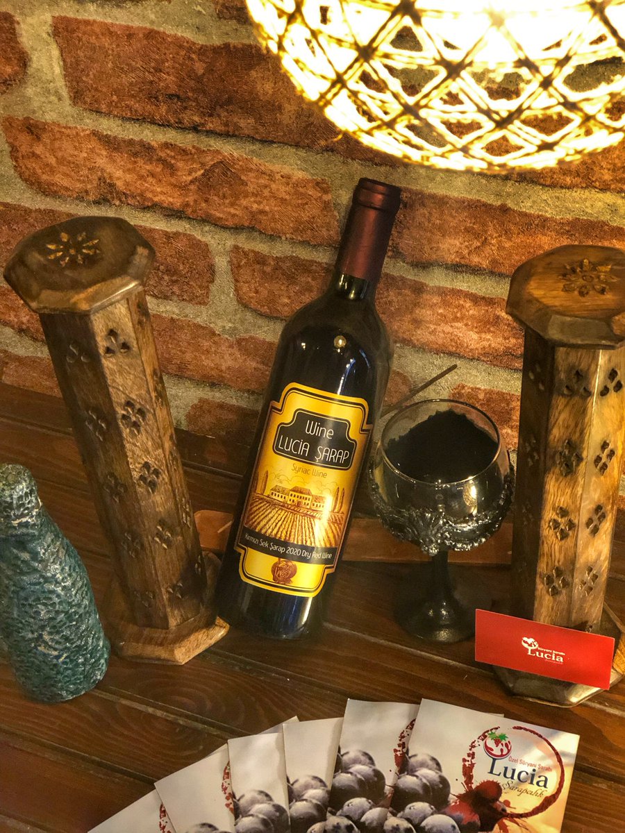 Süryani likörü ve Süryani şarabı 

Türkiyenin heryerine kargo ile gönderim sağlıyoruz.
Sipariş için DM💬
#luciaşarapçılık #süryanişarabı #şarap #mersin #midyat #mardin