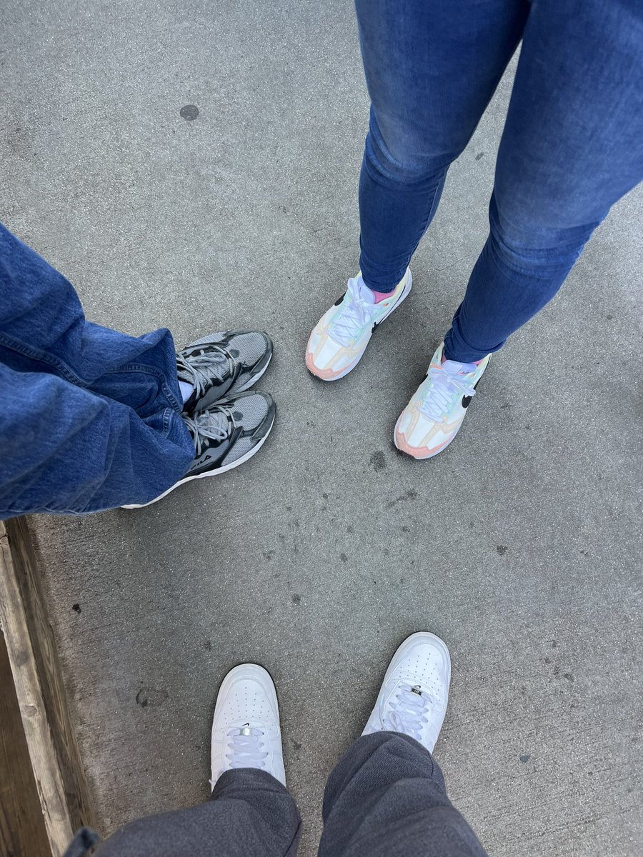 TakeFiveGroup's tweet image. spleep, deytra, and garfilled meetup‼️
HUGE UPDATE 🧊 BIG CONTENT GROUP 🦟 MAJOR FUN 🔥 DRAMA LORD 💸