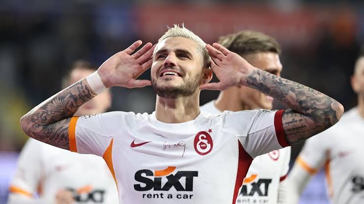 İcardi n varsa bir sıfır öndesin Allah seni psg den alsın gs ye versin 🧿