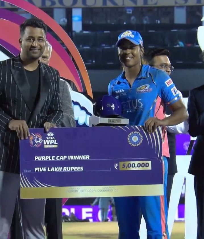 Bought for base price in auction & #HayleyMatthews won the MVP & Purple cap in the very first season of the #WPL !! #DCvMI

#MumbaiIndians | #WPLFinal