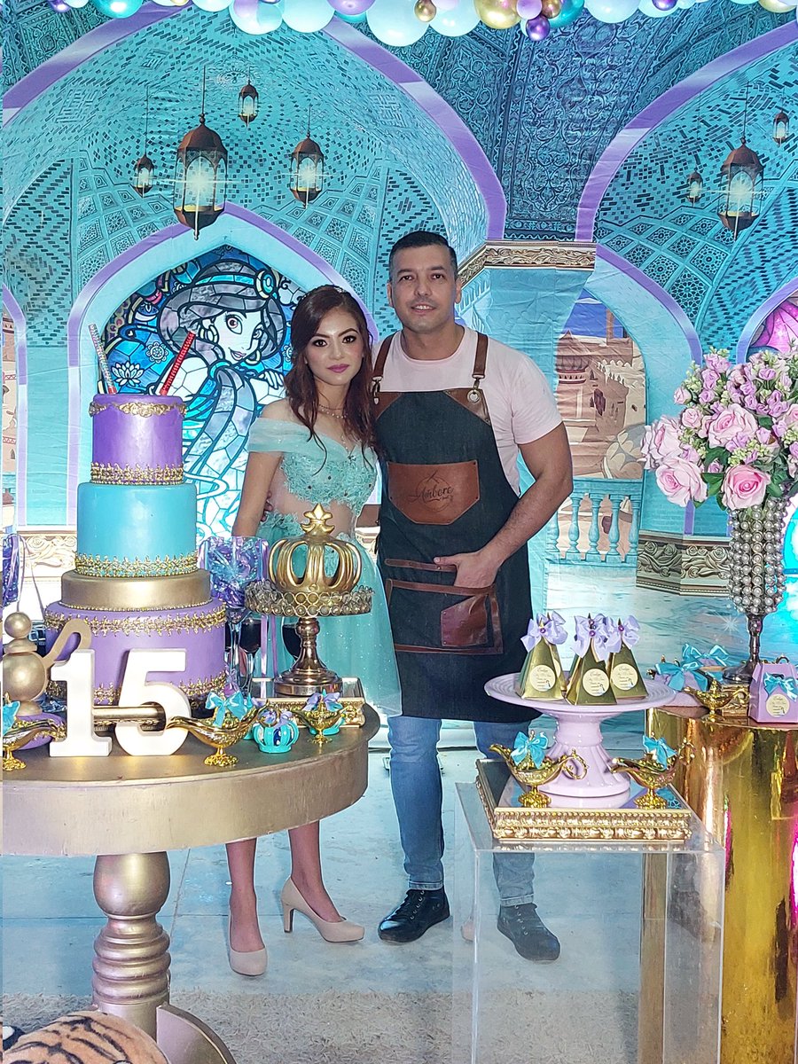 Cmeza_84's tweet photo. Realizamos el servicio de parrillero donde los padres de la quinceañera nos consultaron si podíamos cocinarles para el evento de su amada hija, lo cuál accedimos pasando nuestro presupuesto, ellos aceptaron y quedaron más que satisfechos 🔥🥩

#Escribinos
✍️🏻📲🔥🔥🔥🥩🥩🦎🇱🇺 https://t.co/RK2vGzHy8g