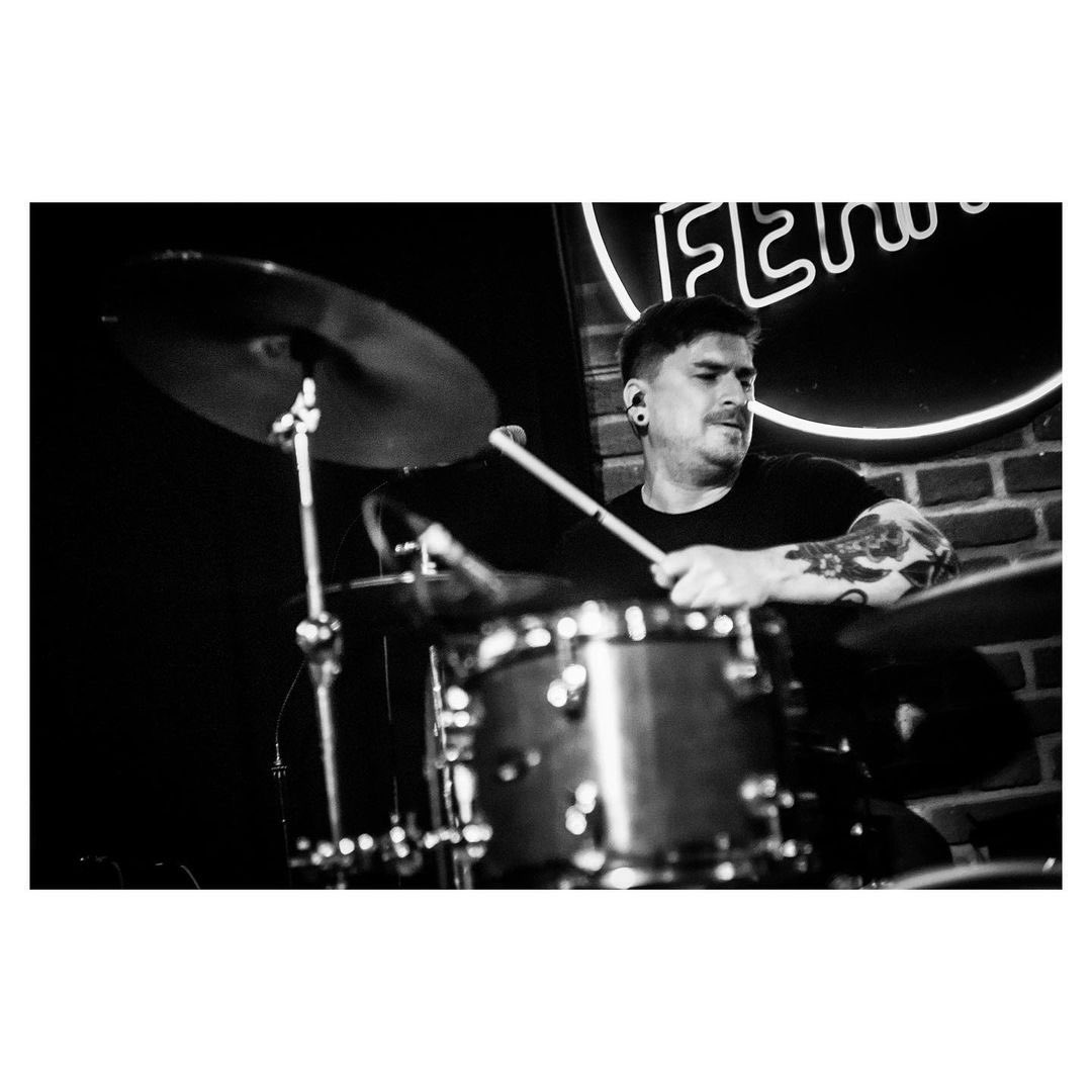 FerretPreston's tweet photo. Some banging snaps from Derren Lee Poole for the last HED #SaveTheFerret fundraiser last night, cheers to all the bands for a big blowout! 🔥
WYRES | Building Giants | @SkyValleyHQ | @BLOODMERIDIANuk | TIN GODS https://t.co/LQUHgJap8N
