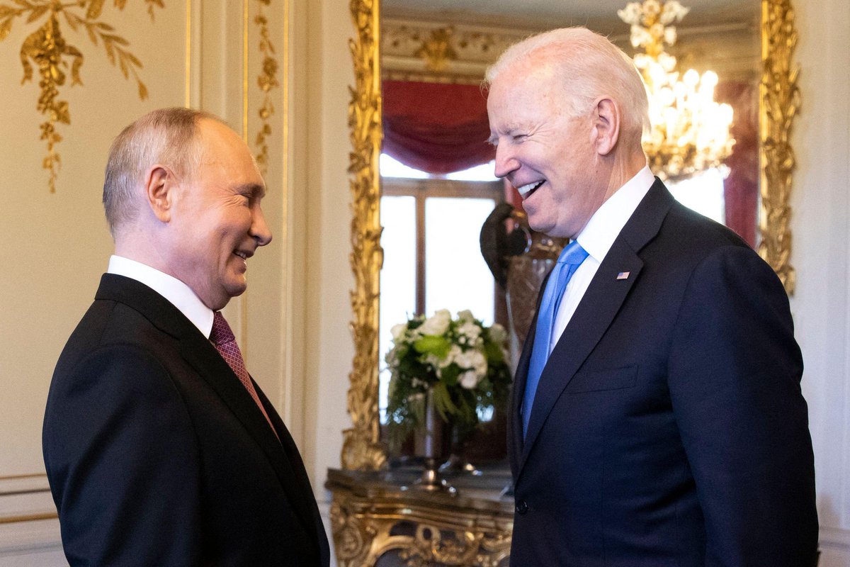 RichardMorava's tweet photo. @Zapata20202 @ericareport Biden and Putin are besties. https://t.co/VicmsumoQj
