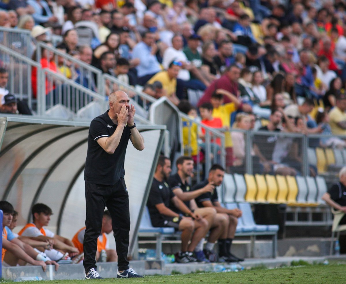 🏁 𝗙𝗶𝗻𝗮𝗹 𝗱𝗲𝗹 𝗲𝗻𝗰𝘂𝗲𝗻𝘁𝗿𝗼

Orihuela CF 2️⃣➖1️⃣ Hércules B

#OrihuelaHérculesB • 💙 #MachoHércules 🤍