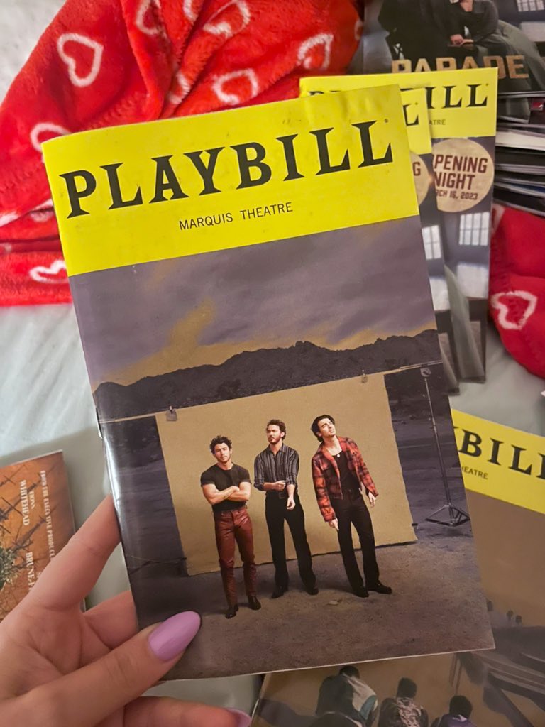 I have an extra night 5 of the jonas brothers on Broadway playbills (a bit damaged from my bag sorry y’all) 

If you want it just like rt (not international sorry I’m poor <3) and I’ll pick someone like tomorrow or Tuesday idk