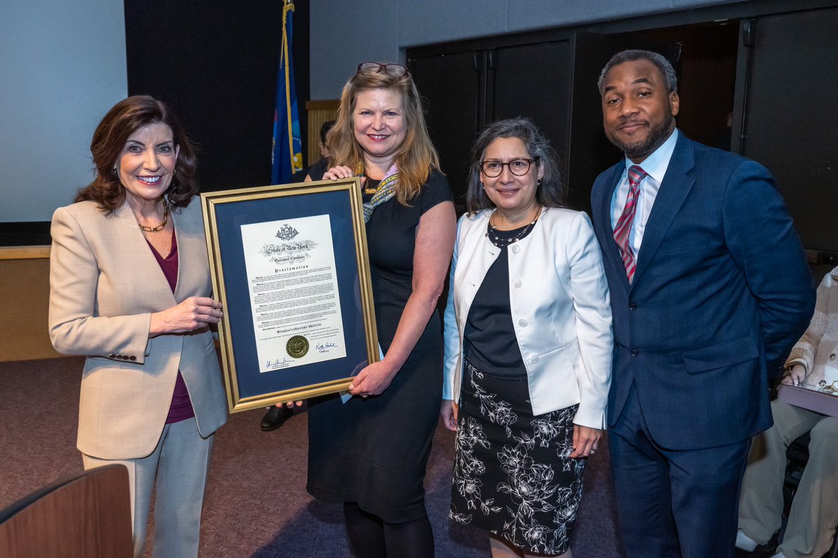 Governor Kathy Hochul (@govkathyhochul) on Twitter photo I’m grateful to work side by side with so many dedicated and talented women.
Proud to celebrate #WomensHistoryMonth with the hardworking public servants at <a href="/NYSCivilService/">NYS Civil Service</a>! I’m grateful to work side by side with so many dedicated and talented women.
Proud to celebrate #WomensHistoryMonth with the hardworking public servants at <a href="/NYSCivilService/">NYS Civil Service</a>!