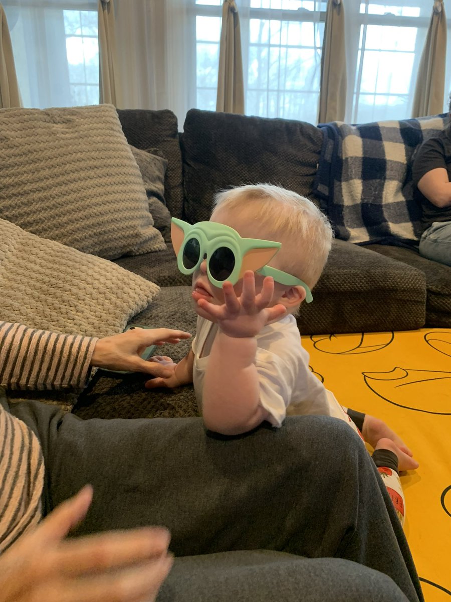 kara_mitchellWV's tweet photo. The sun is shining in WV, but it always shines when you are around. So bright, we must wear shades! #MightyMatthew https://t.co/RR70zdPjKC