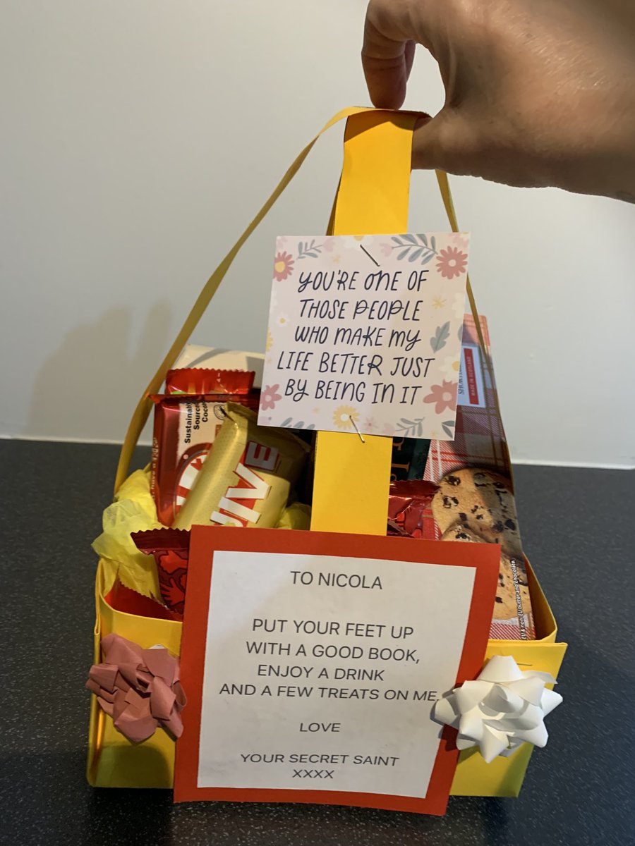 aston1970ap's tweet photo. Do you like my gift for my colleague at work?
Hope she likes it 👍😋
#SecretSaint https://t.co/cXI96BYl4W