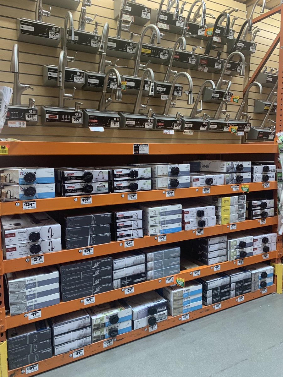 loop9665's tweet photo. Oh u know, keeping bays as full as possible, fresh price labels and organized up above…. That’s how 6630 rolls, Happy Sunday everyone! @katiebertoldi @josephgarciathd @samantha_serr @IreneVictorio1 @ArceliaC_THD @Vizcarra6630 https://t.co/rGRcXooeQz