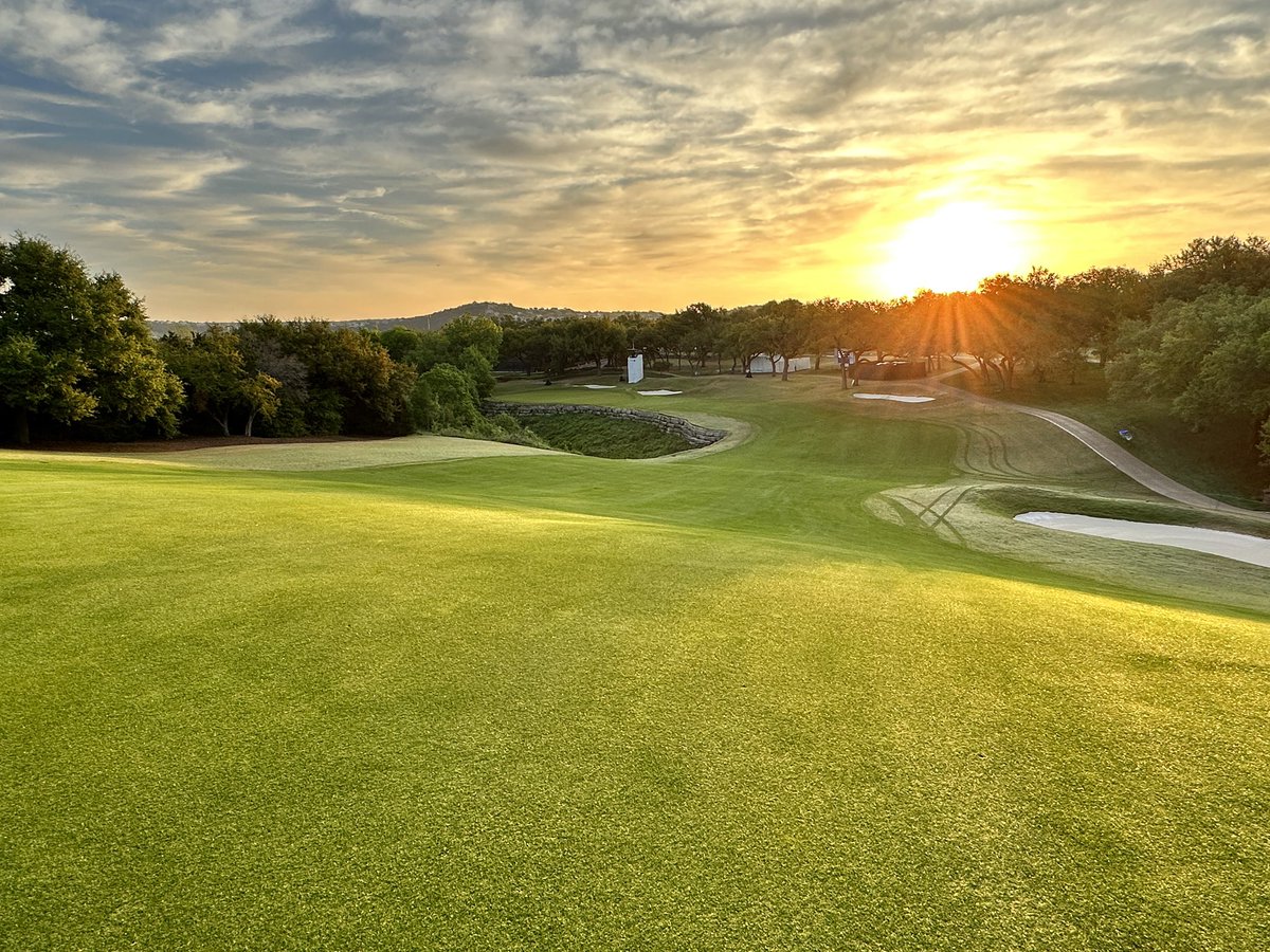 It wasn’t all sunshine this week but it sure ended up with a beautiful day at the WGC Matchplay. It takes an army to maintain a course to these standards and we had a great team. Thanks to @ACCturfmgt and @PGATOURAgronomy for a great experience.