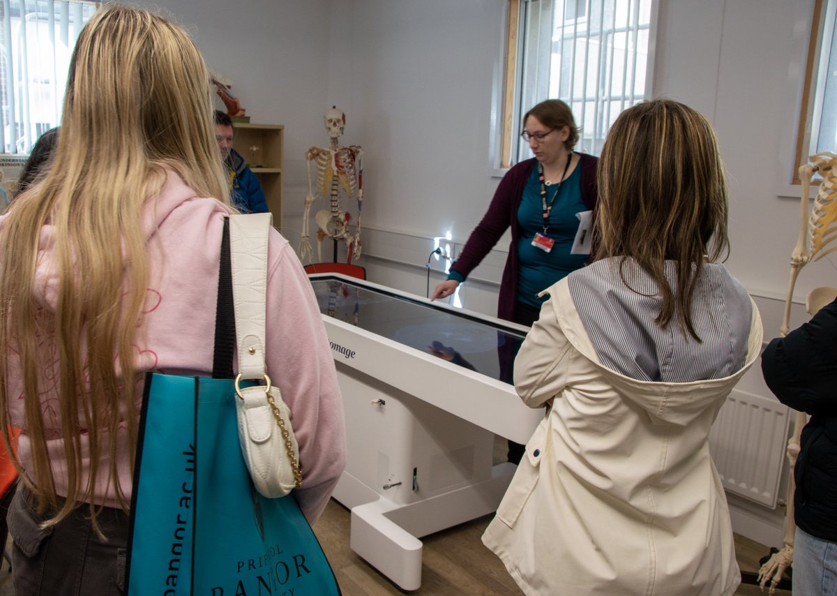 BangorUni's tweet photo. Thank you to everyone who came along to our offer holder day, we hope you enjoyed the day and we look forward to seeing you again this September!
Book your visit β‘οΈ https://t.co/Rcd65BM7G2 https://t.co/d0WsunSiek