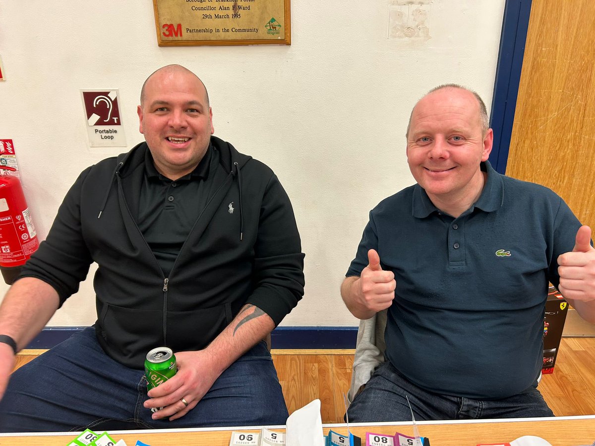 FCBracknell's tweet photo. 🐎🐎🐎🐎🐎

Another superb sold out Race Night, fun had by all!!! 

These events can not be staged without our great volunteers, big thanks to Marie, Emma, Rob and Dave. 

Quiz night soon ⁉️⁉️⁉️⁉️

#fcbfamily #events #community #fun https://t.co/8aa5xObMht