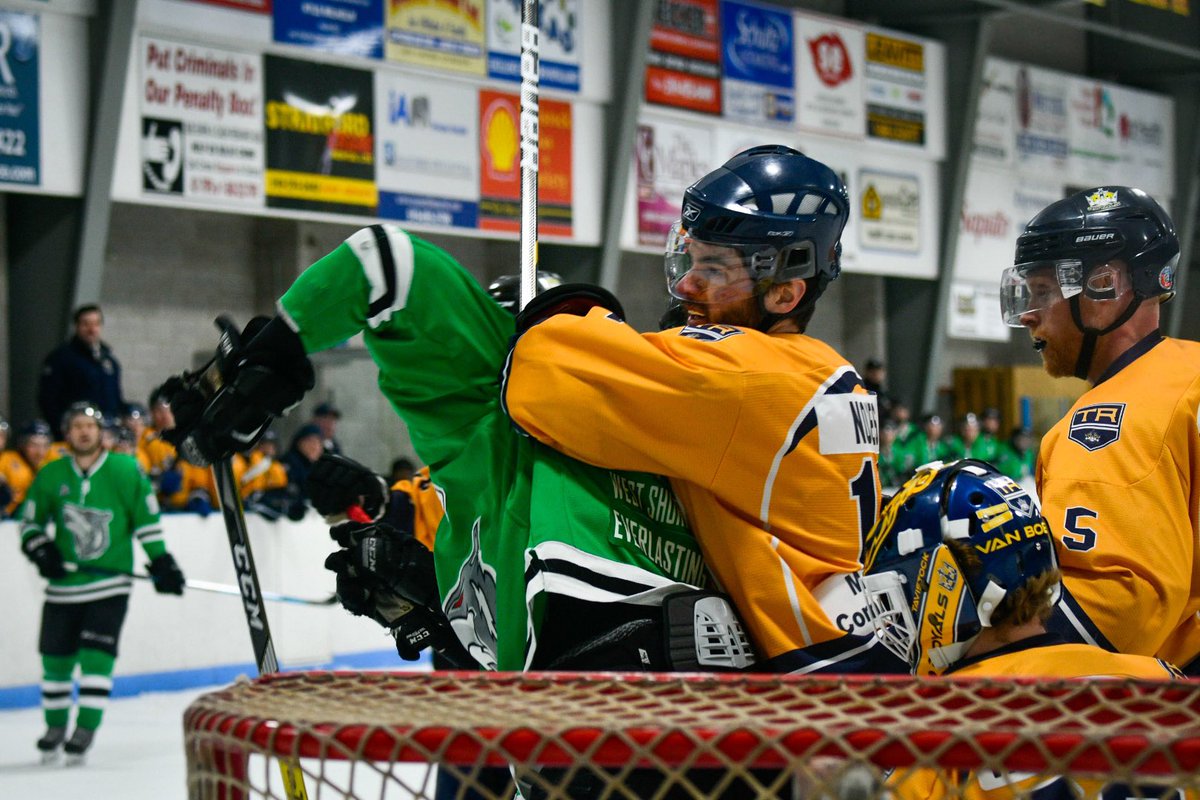 jesskochis's tweet photo. @WOAASrHockey @RipleyWolves @TaviRoyals https://t.co/w3GCTRDrjU
