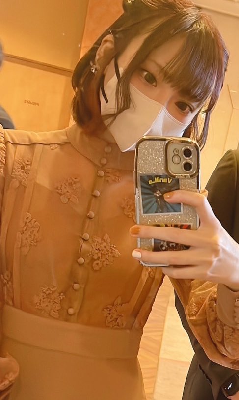 この度、私なこなこ
皆さんのリクエスト通り
エッチな動画30分間くらい
長々と自撮りしました、、🤭
めーっちゃ恥ずかしいし
モザイク素人だから超うっすいけど
良かったらせっかくだし
見て欲しいかも、、💦
変態すぎるかな？？
欲しい人いいねとリツイートしてええ！