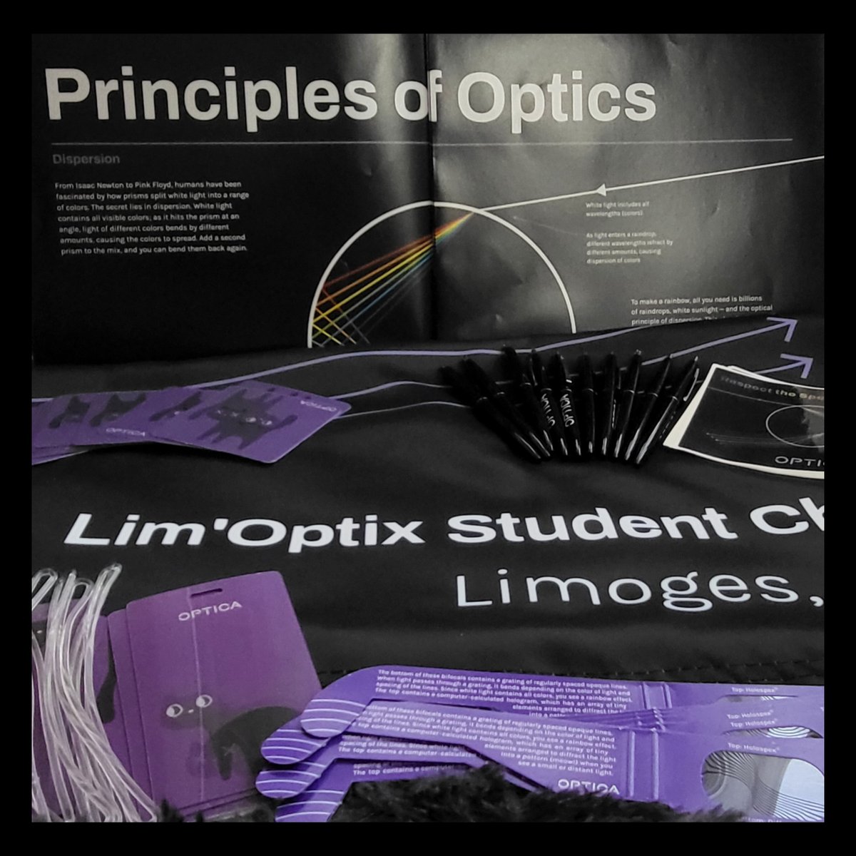 LimOptixChapter's tweet photo. We just got our Optica Chapter gift box. Thank you @OpticaWorldwide for your new merchandise items. 

In other regard, we will be present at the @InstitutXLIM  PhD workshop on Tuesday the 28th. Come check our poster, discuss with us and perhaps, join our chapter.

See you there😉 https://t.co/2lRRGHoP4F