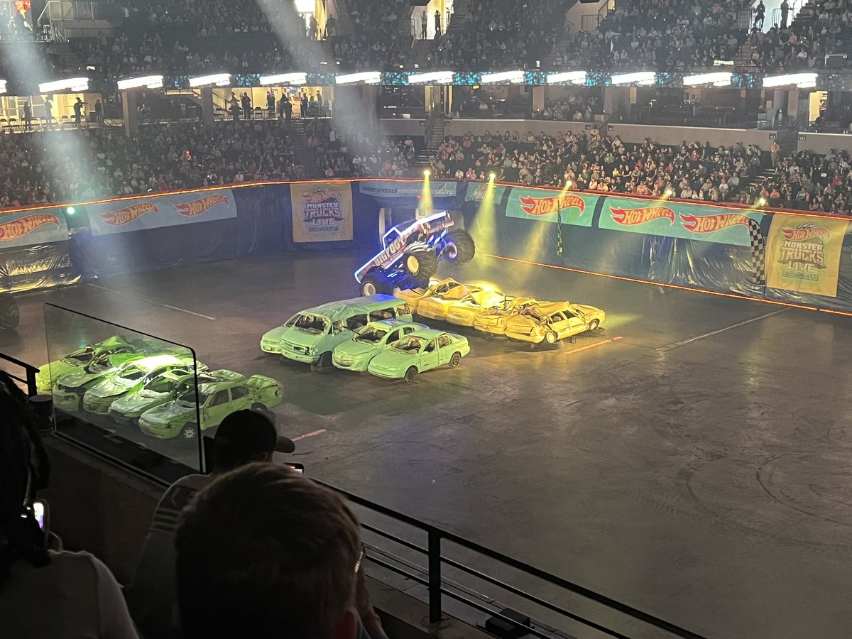 RKolpack's tweet photo. #hotwheelsmonstertruckslive https://t.co/IYHYZTbX2T