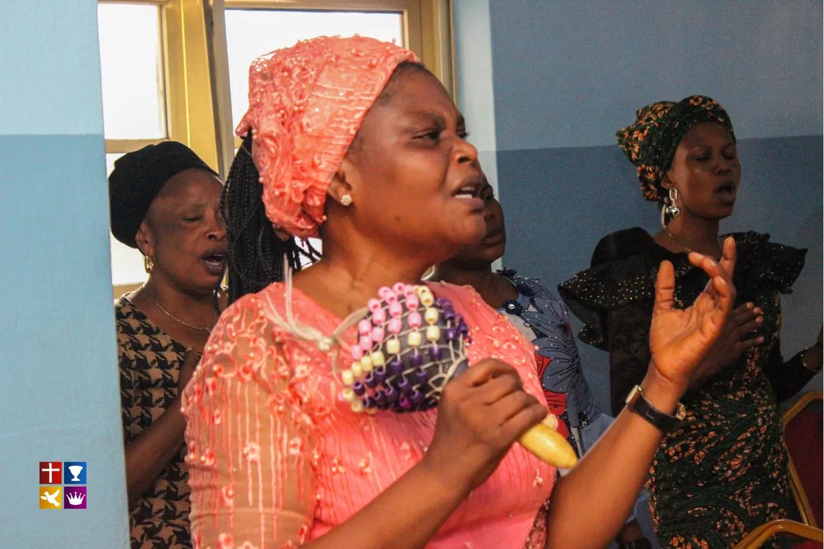 fgcharuna's tweet photo. Today's service in pictures

#pictureoftheday #picture #fgcharuna #FGC #service #praiseandworship https://t.co/vq3Pv0xNL6
