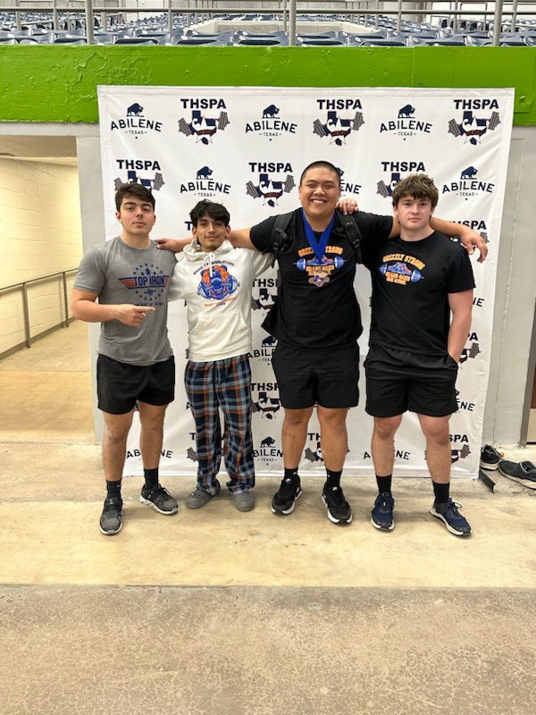 CoachJDanzer's tweet photo. Great time this weekend in Abilene at the State Powerlifting meet.  5 qualified, 4 went and had a bunch of PR’s. Our boy @LegendSausage finished 4th place in the 275lbs weight class!! 750lbs squat, 405 Bench, 680lbs deadlift…Freak! https://t.co/BVlBFdrTWu