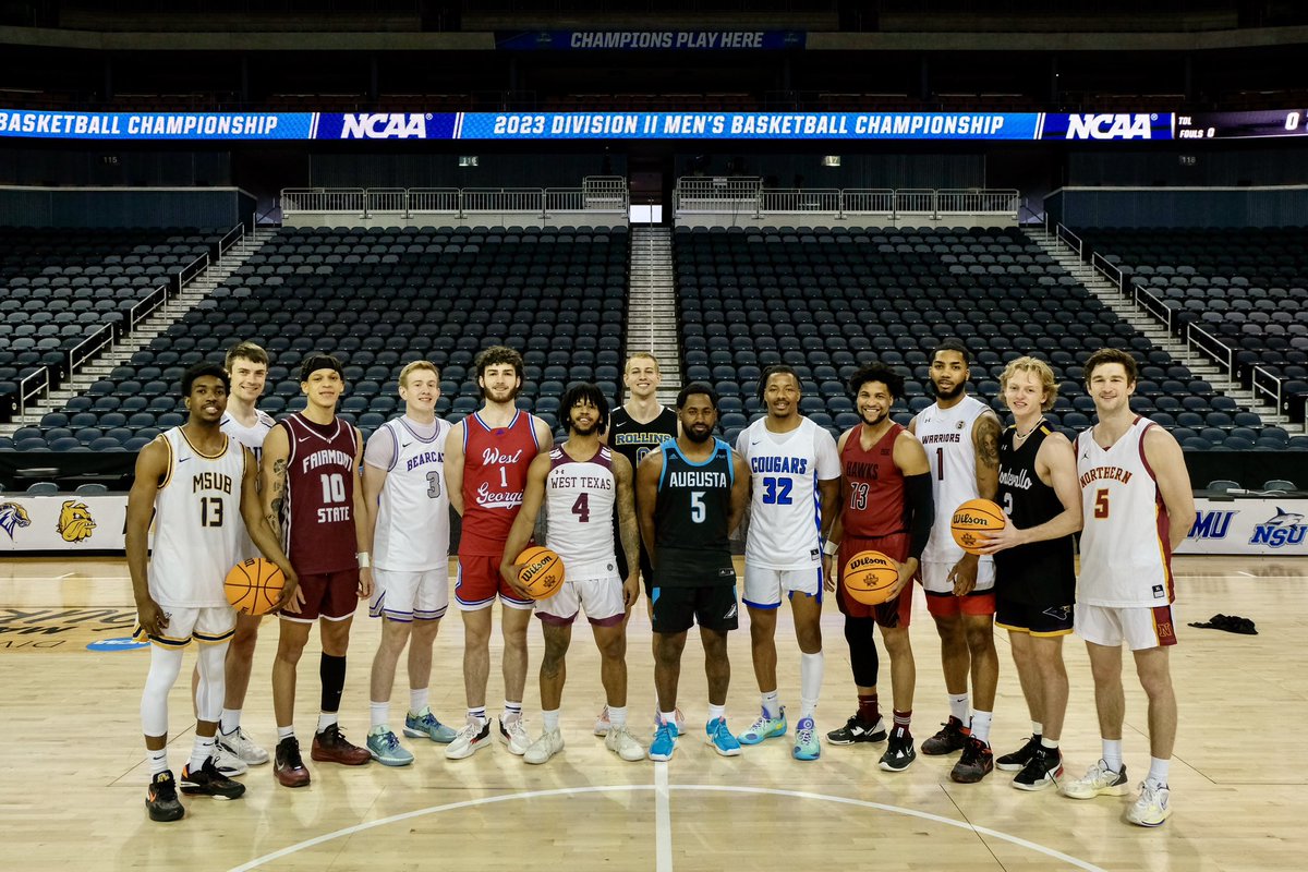 MSUBsports's tweet photo. Wiggins on the national stage 👌

Carrington Wiggins helped lead the West All-Star team to victory on Friday night, scoring 23 points to go with 8 rebounds, 3 assists and 2 steals!

What an all-star performance for one of the best players in MSUB history 🙌

#MSUBMBB https://t.co/kbytd4jk8f
