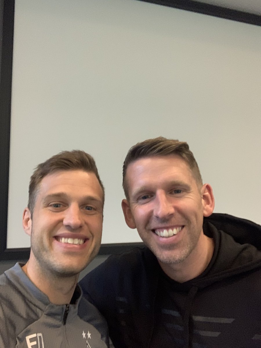 fab_otte's tweet photo. Elite International Goalkeeper Conference 2023 βοΈβ½οΈπ§€ thanks to all coaches for the exchange and for the invitation to present and coach! #GKU #GKcoachEducation #SciencePractice https://t.co/qOmskLl8lD