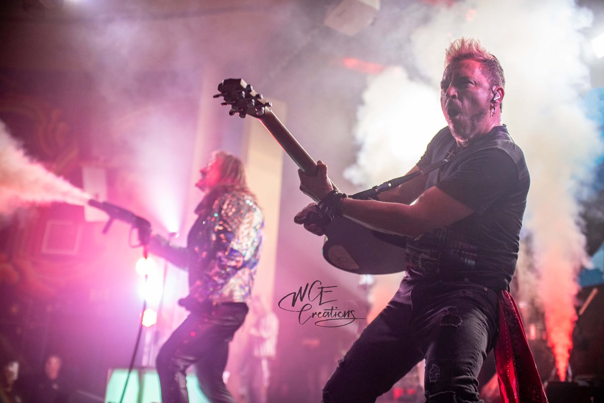 elonmuskissy's tweet photo. Another personal favorite shot from this show! Billy Greyโs guitar in midair and @IAmJericho with the smoke gun in the back! ๐
#billygrey #chrisjericho #fozzy #guitarist #actionshot #myphoto #wcecreations #concertphotography #livemusic #rocknroll #gigphotography @FOZZYROCK https://t.co/XkMk7Jf7xW