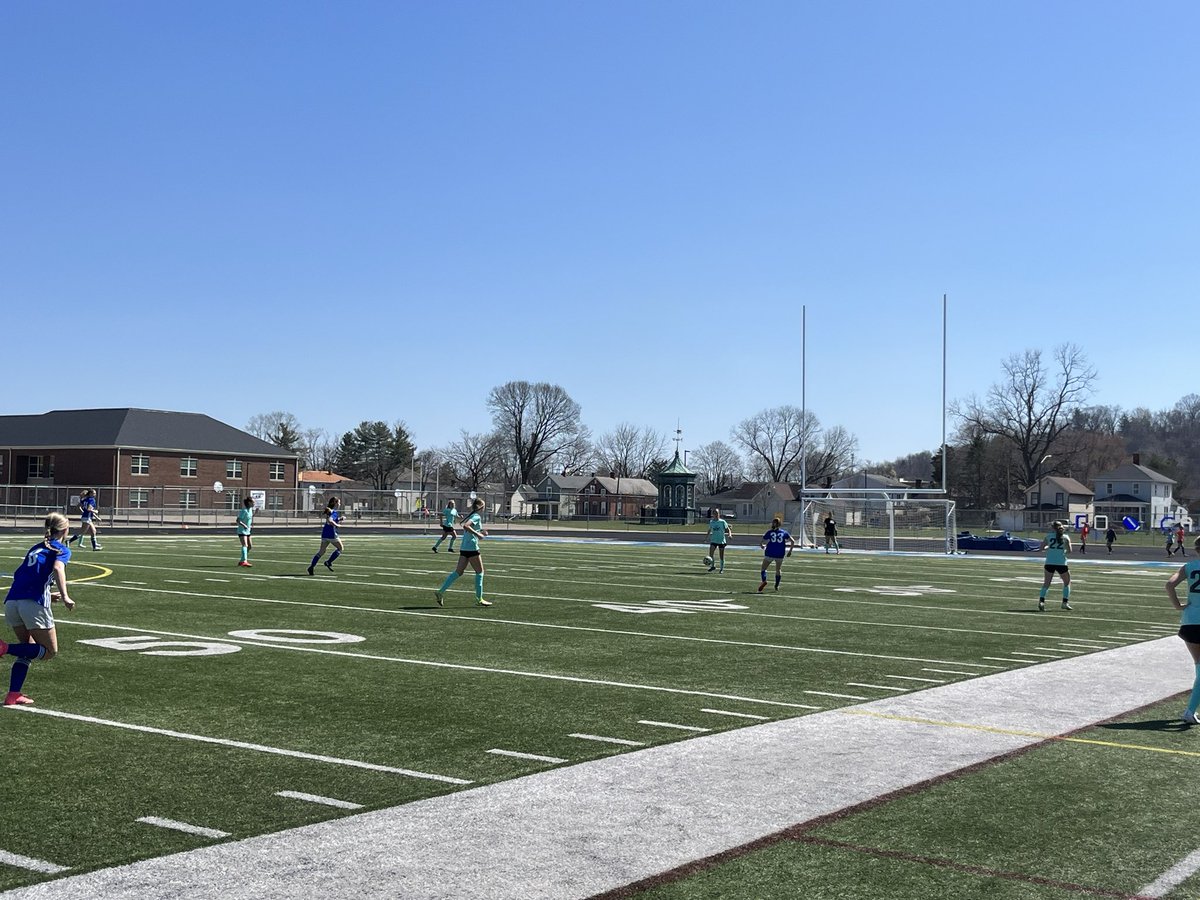 SQCsoccer's tweet photo. Congratulations to the Sporting Queen City G06/07 team on 4-1 Buckeye win over Zanesville Arsenal this afternoon. Goals scored by Abi Medaugh (2), Maria Gossett and Maria Morsch. Great job girls!!! https://t.co/djihLnZLEo