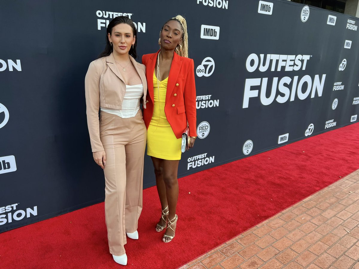 therosemontoya's tweet image. Thank you @Outfest for an incredible night. I laughed, I cried, and hungout with so many talented people 💕 
#outfest #outfestfusion #outfestla #filmfestival #redcarpet #wethair #powersuit #fashion @angelicaross