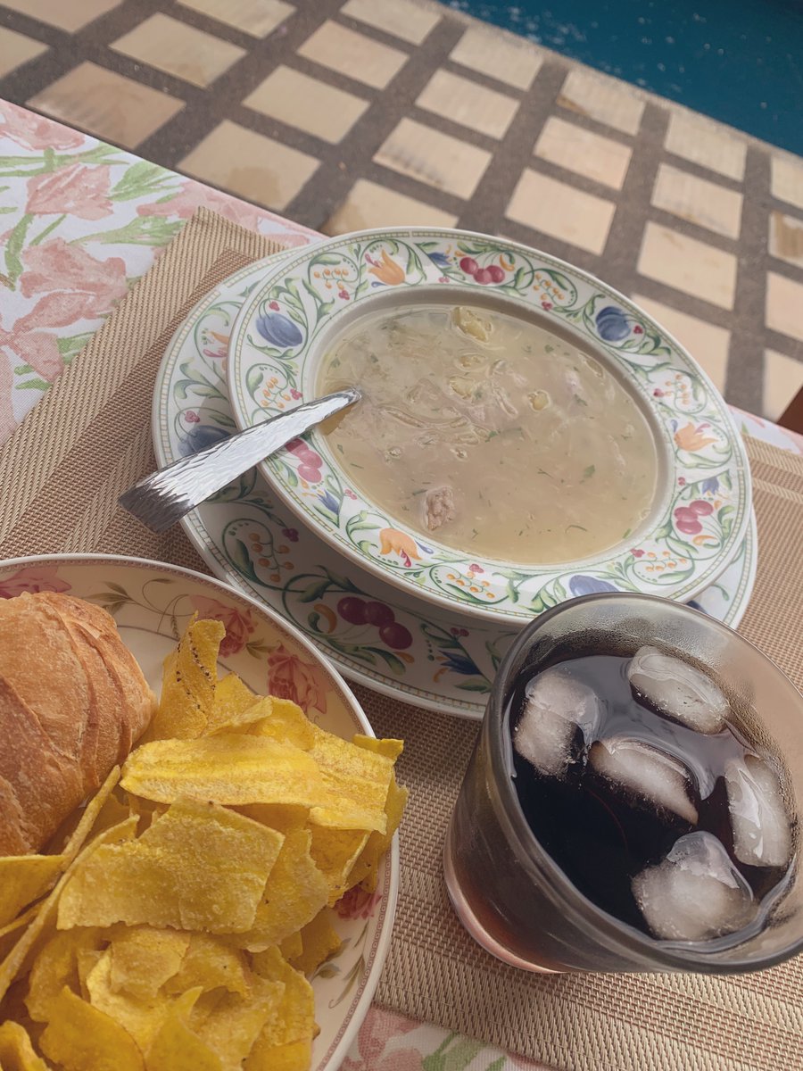 ligiacobo's tweet image. A los tiempos un #encebollado de #mapasingue, mi #Ecuador tiene la mejor gastronomía