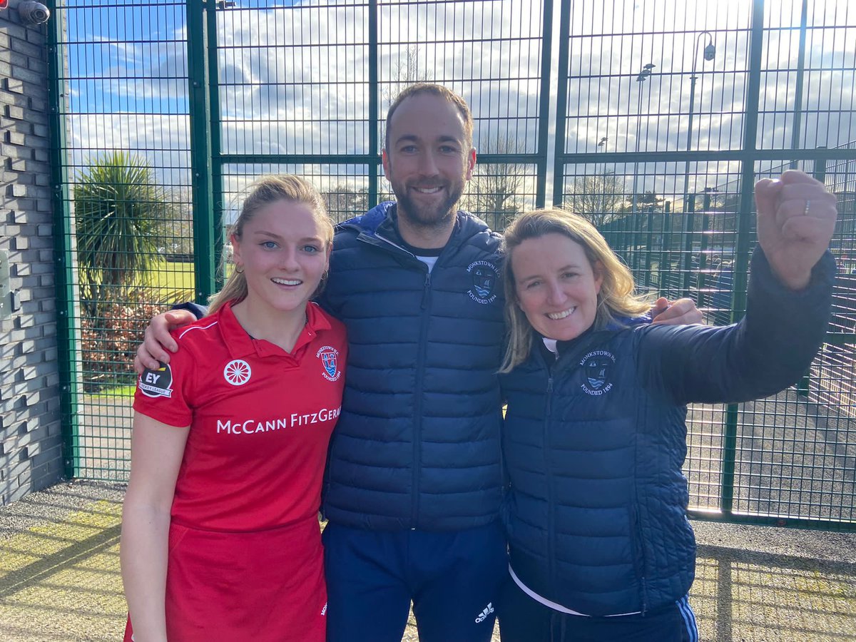 Sarah Scott (@noreen_kinder) on Twitter photo What a weekend !@MonkstownHockey <a href="/SimonLowry2/">Simon Lowry</a>
First time ever Irish Senior Cup Finalists What a weekend !@MonkstownHockey <a href="/SimonLowry2/">Simon Lowry</a>
First time ever Irish Senior Cup Finalists