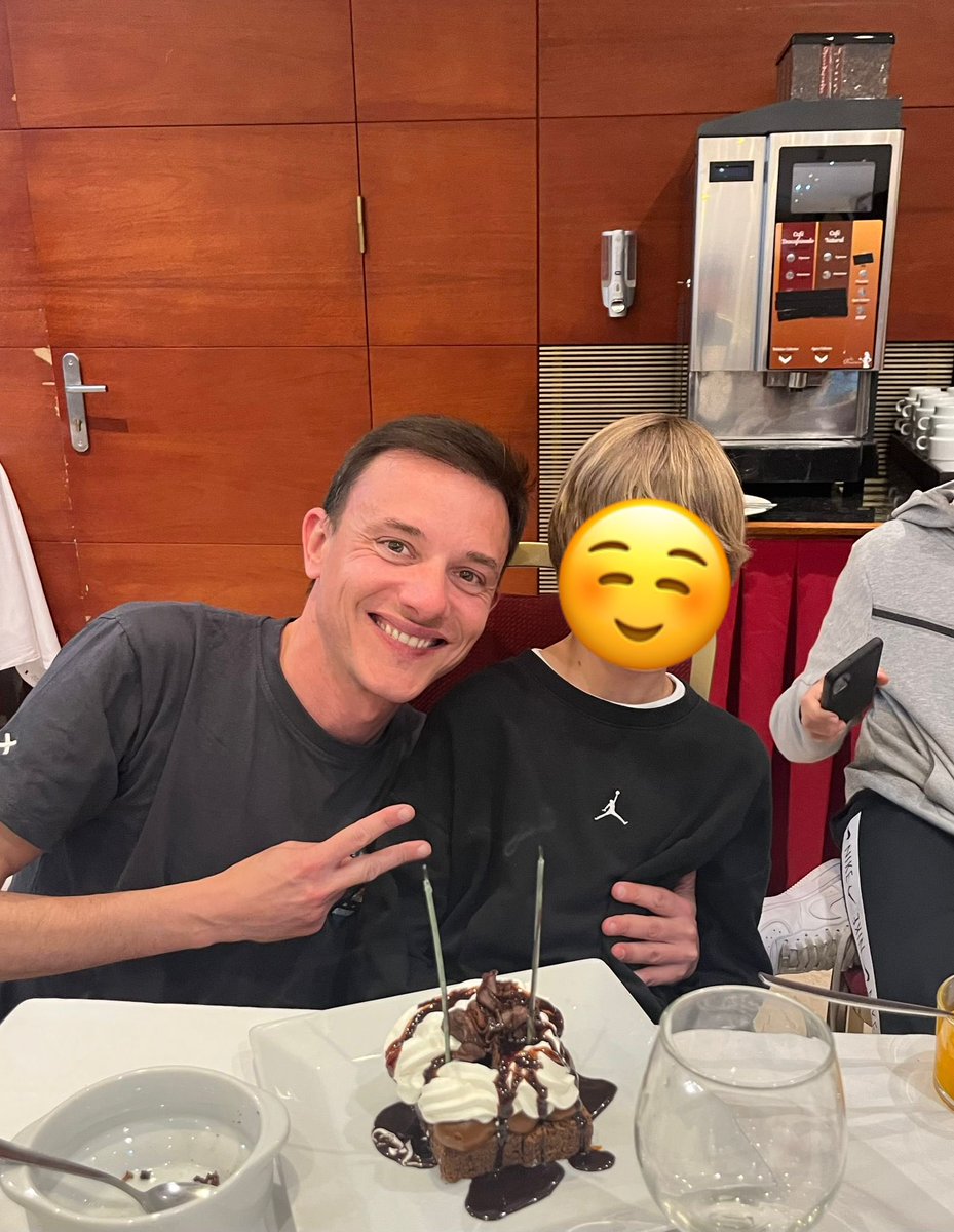 Colegios Ramón y Cajal tweet media