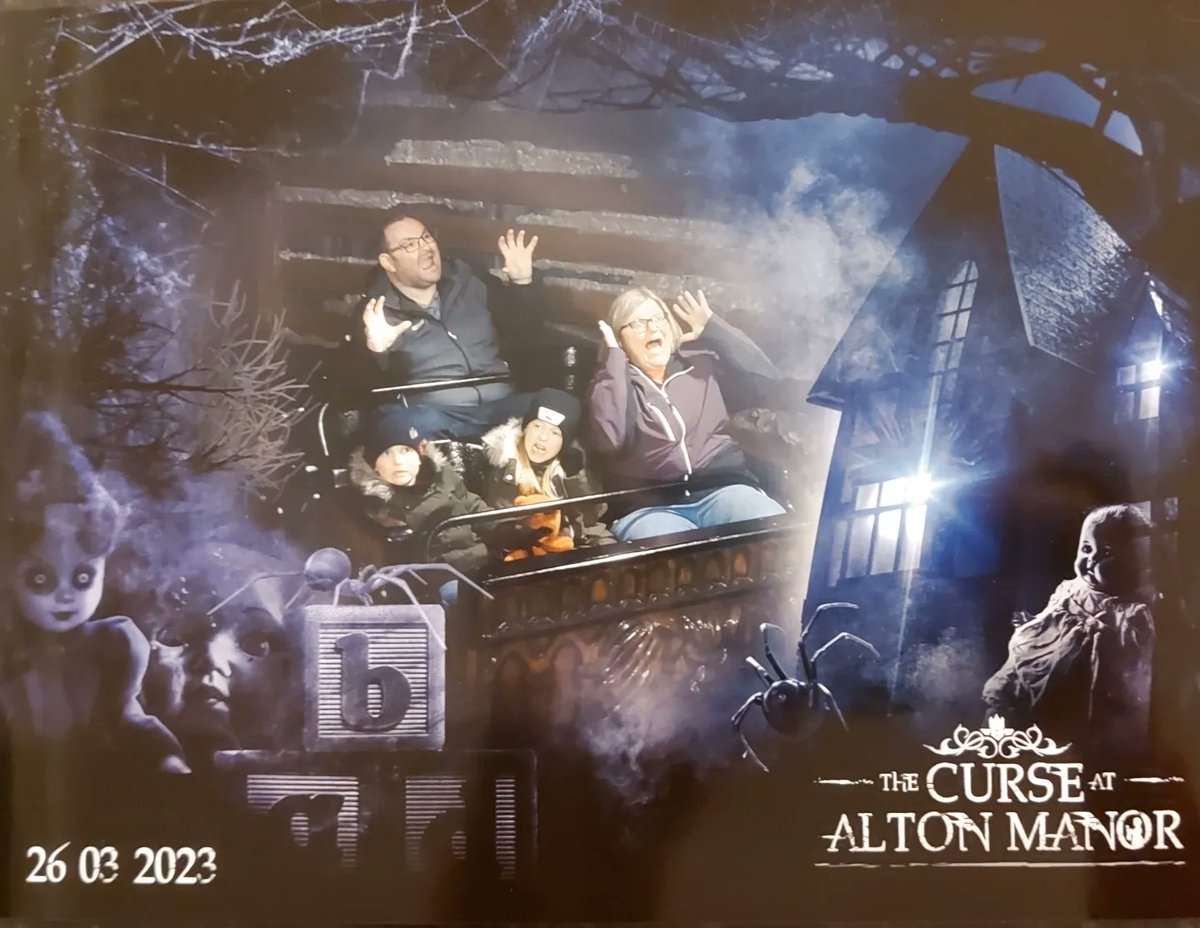What a great day we've had at Alton Towers. George went on Wicker Man and Thirteen for the first time and we went on The Curse At Alton Manor! See you soon Alton Towers, and Emily! <a href="/altontowers/">Alton Towers Resort</a> #altontowers