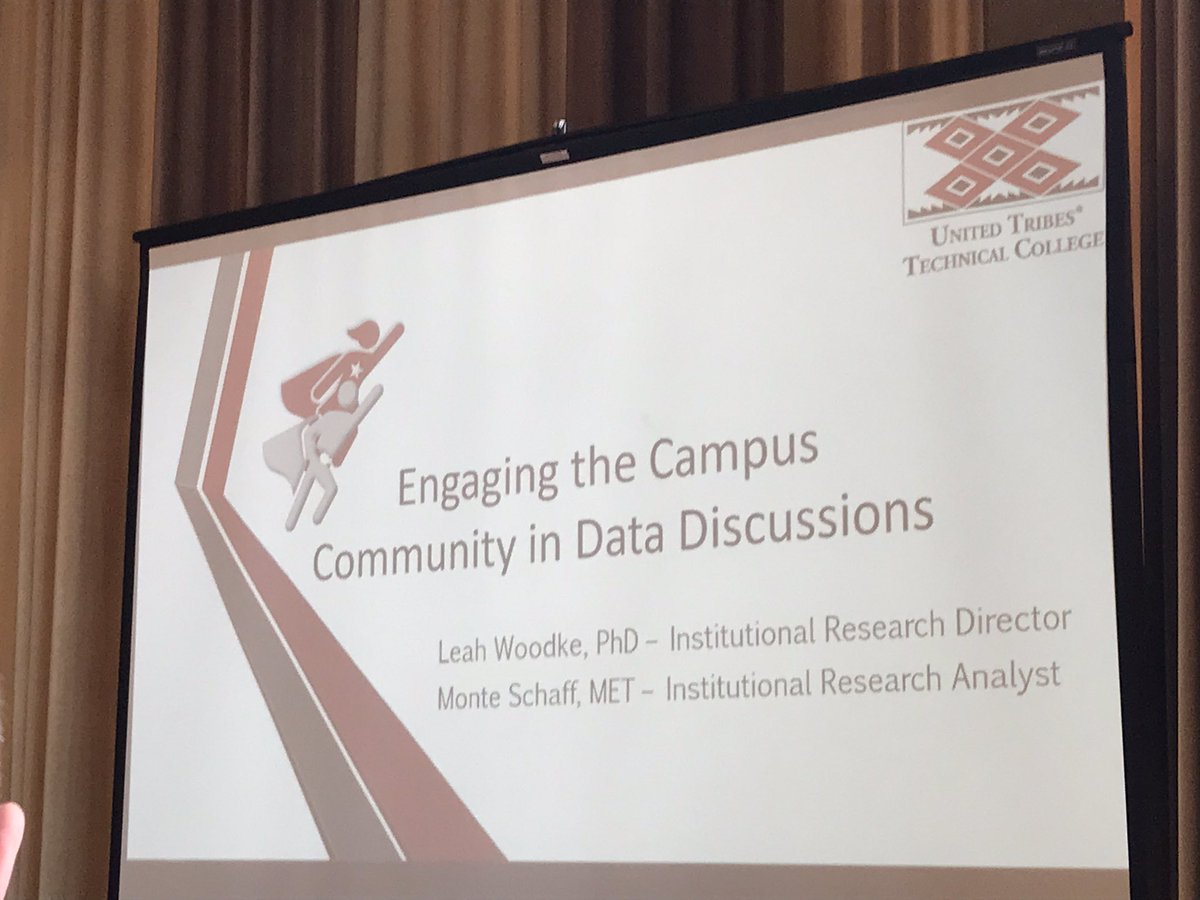 ir4mpcc's tweet image. Full #HLC2023 session for Engaging the Campus Community in Data Discussions!!