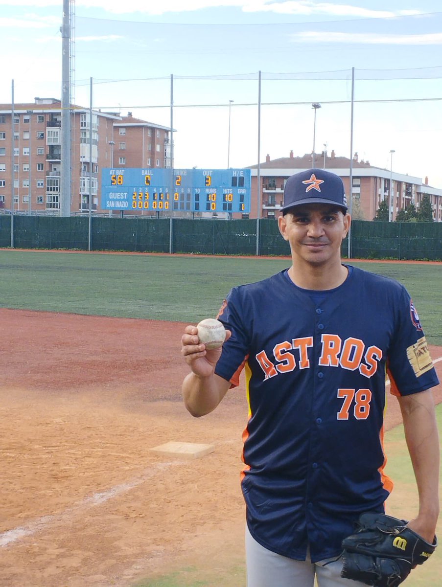 astrosbeisbolv1's tweet photo. Doble victoria de nuestro primer equipo en Bilbao contra el San Inazio en la segunda jornada de la SBL por 10-0 y 5-1. 
Además ¡no-hitter de Jorge Balboa con 78 lanzamientos en el primer partido! 💪🏻💪🏻 https://t.co/oxXCNUMskI