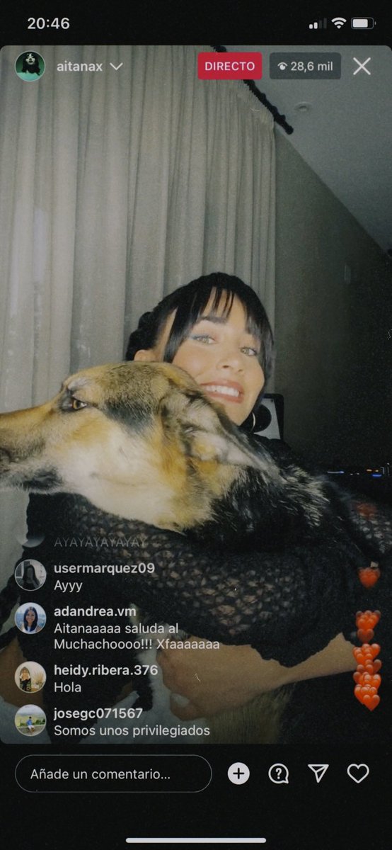 laaluciifer's tweet photo. les doy mi vida💕 #AitanaLive https://t.co/Q6ZvL0kgnd