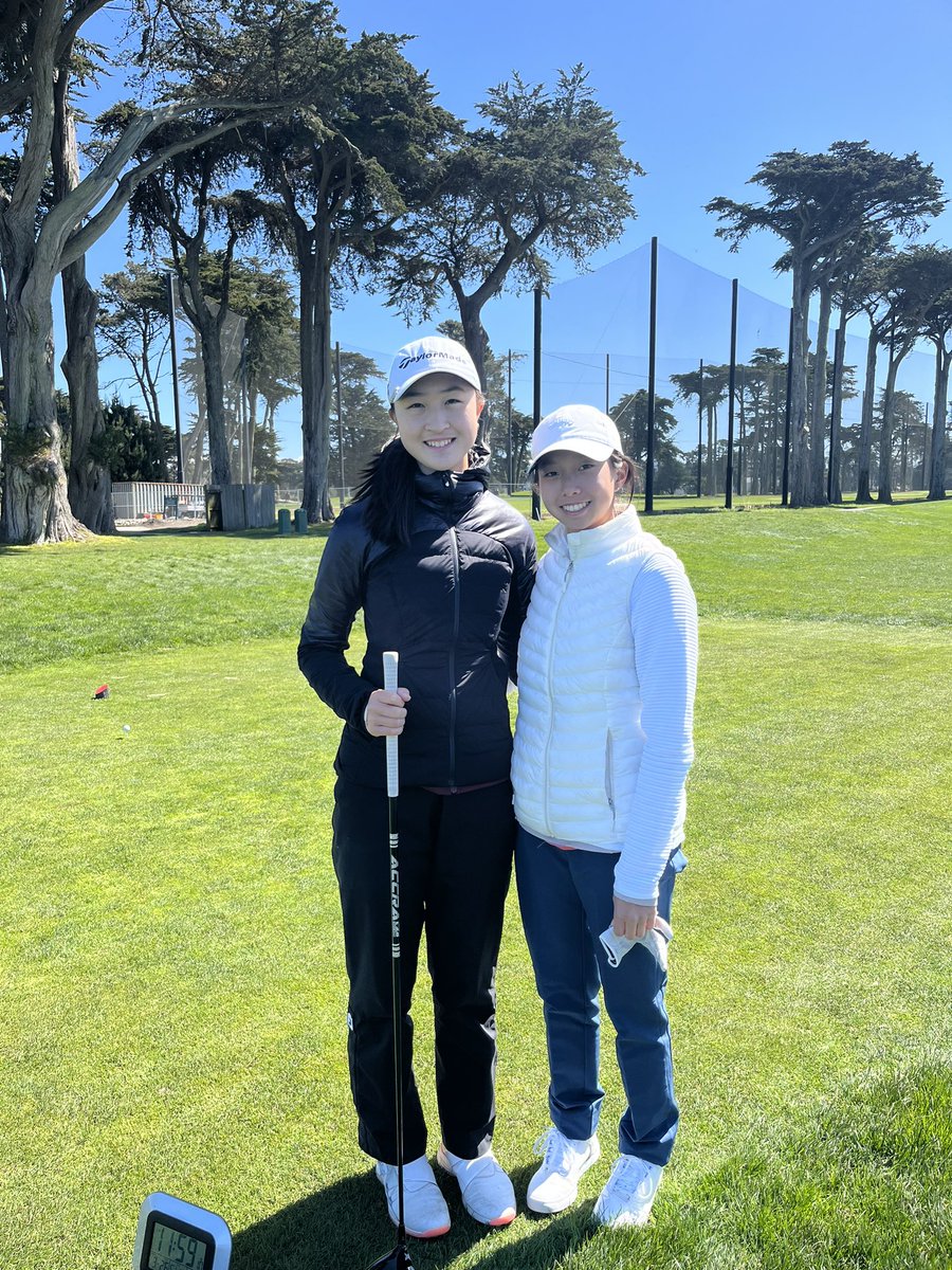 amateurgolfcom's tweet photo. #SFCity women’s finalists Michelle Ho and Olivia Duan about to tee off for their afternoon round. Duan is 1 up. #AmateurGolf https://t.co/rp37ueEuxr
