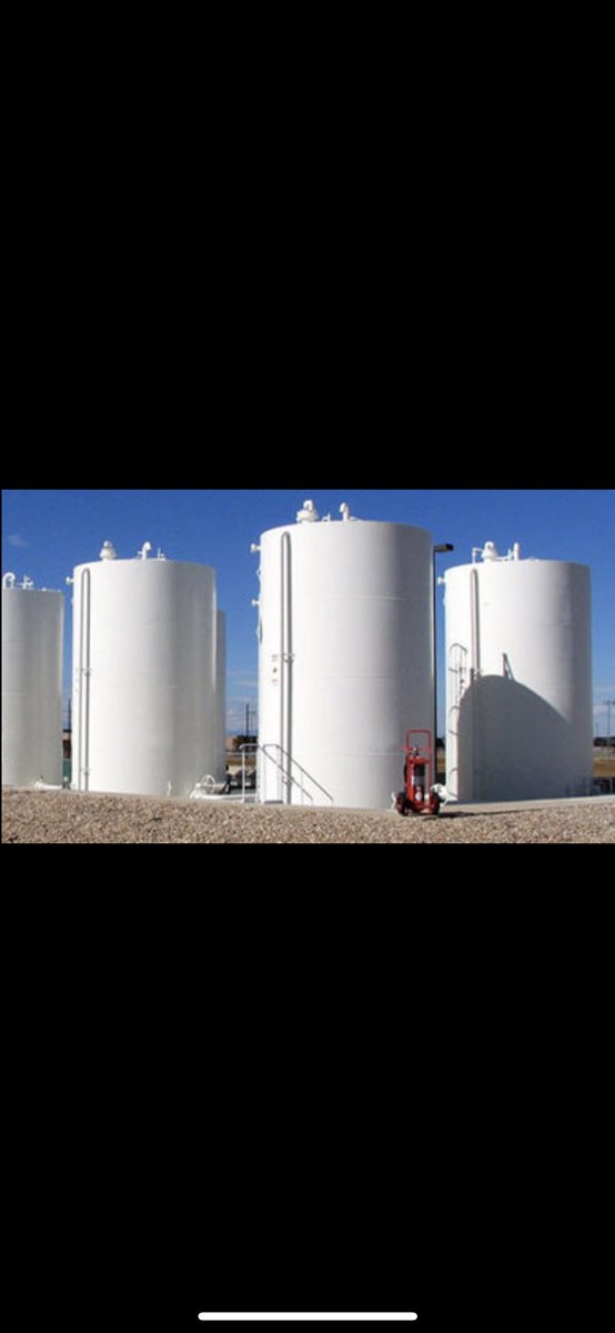 CanamSurplus's tweet photo. STORAGE TANKS - steel vertical fuel tanks. Solid tanks with incredible value. #canamsurplus has options for you. See image for details! #fuelstorage #cdnag #saskag #Manitoba https://t.co/ssxWf6uXWb