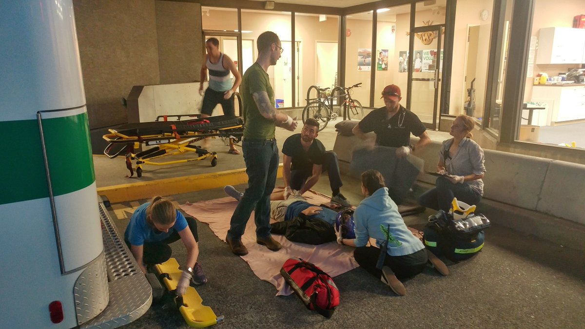 SJAVicBC's tweet photo. Our members are constantly training! March has  60+ hours of training available to our volunteer members like training on airway management, Radio communication, driving and many medical conditions. 

Visit https://t.co/TzVO0sgcOF to learn how to volunteer! https://t.co/aKoNtpmnW1