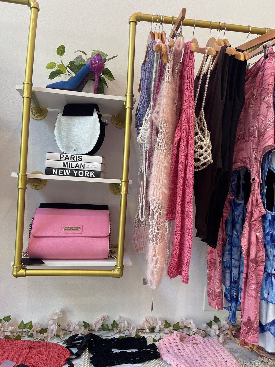 Emerging designers are always seeking resources that will help them to turn their creativity into a viable business. 
Pink Maison is here to help! 
 #business #creativity #designers #fashion