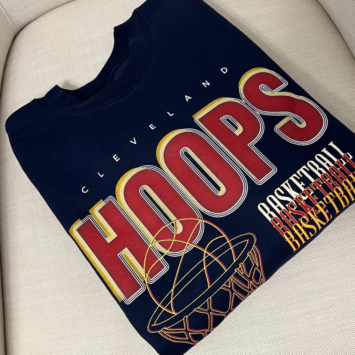 emilyroggenburk's tweet photo. Gear up for the playoffs!!! Giving away a $100 giftcard RT to enter!!! And Use code SPRING30 for 30% off everything!!!  🏀🏀🏀🏀
https://t.co/8Vd4Dth27v https://t.co/LcgumXk89A