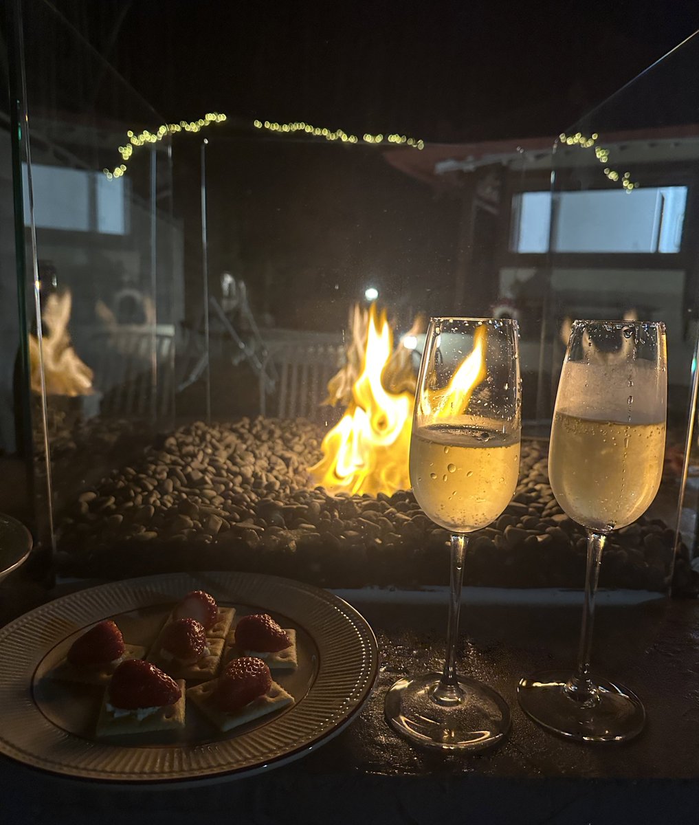 촌캉스란 이런것이지

#bugcity <a href="/bug4what/">Bug👾</a> <a href="/Bug4city/">BugCity🐞</a> #NFTs