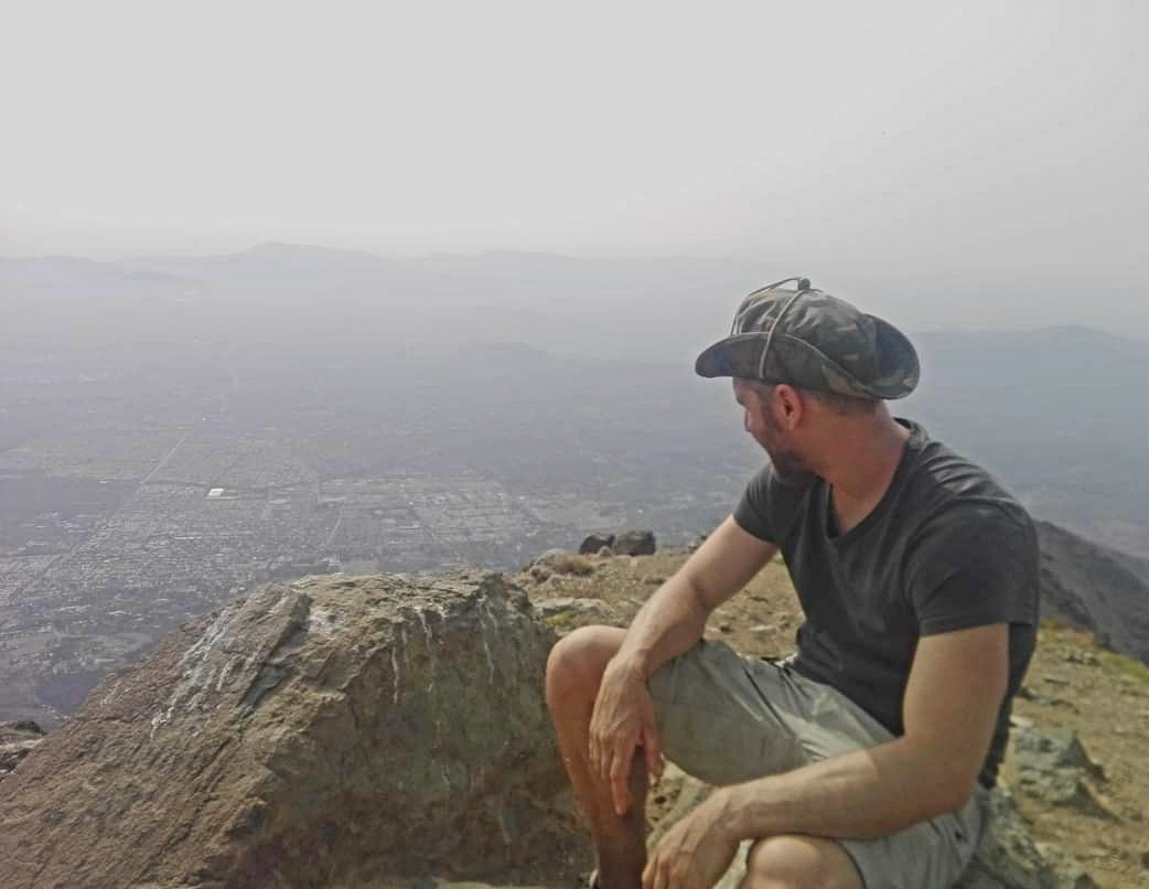 geastonvargas's tweet photo. To Jean Baptiste Ammirati, a kind person and dear friend, a young and brilliant researcher who, with his intelligence and strength contributed enormously to the understanding of Andean seismicity, and especially of the San Ramón Fault... We'll have his legacy. 
@UChile_Geologia https://t.co/RsCKdv3VTp