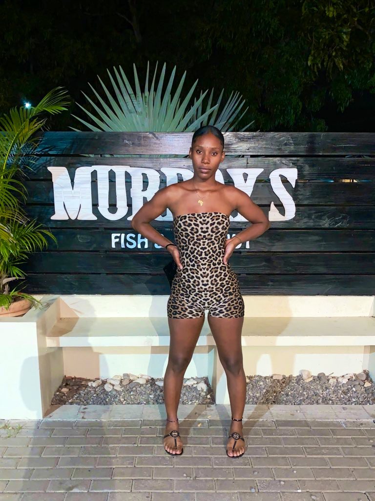 _taniidon's tweet photo. As a thickaz😌💙 https://t.co/0lscWUur8I