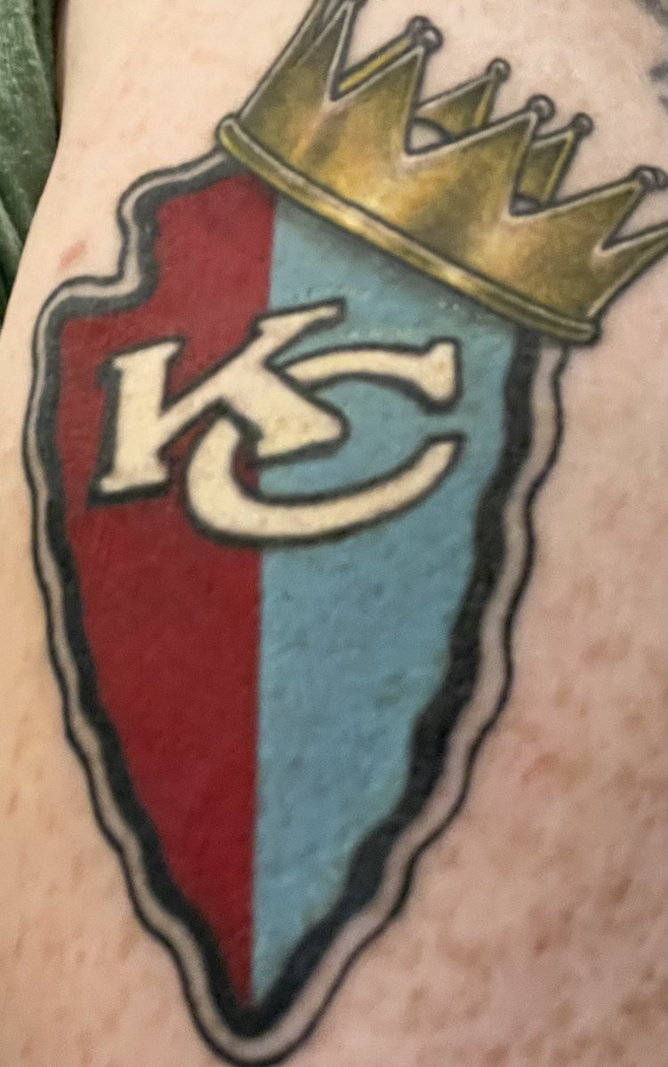 Spidtat's tweet photo. Finally got it colored in #KCFan #KCRoyals #KCChiefs #ChiefsKingdom https://t.co/p6G5BMbmzv