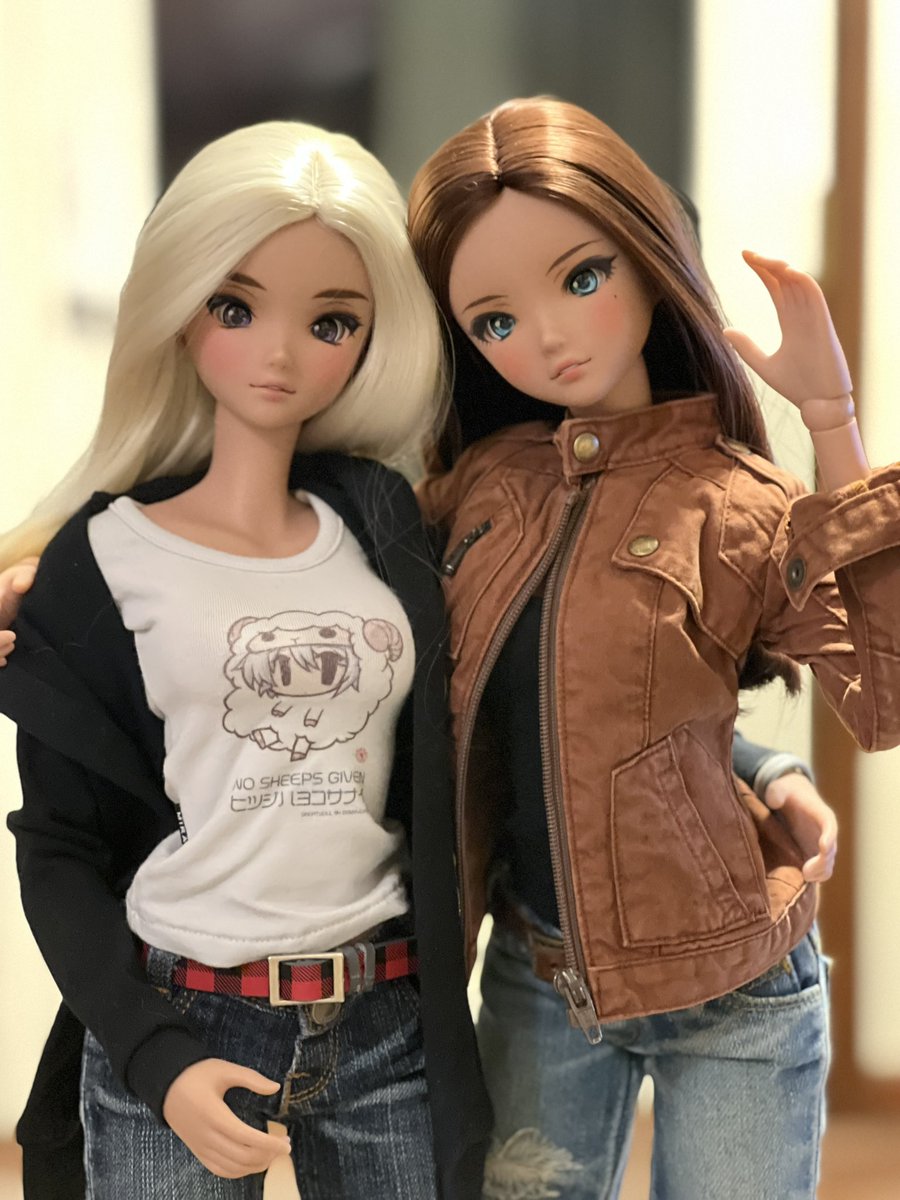 KitnShop's tweet image. We took some dolls out for a shoot today, and before putting them away snapped this… they are painfully adorable!
#smartdoll #dannychoo