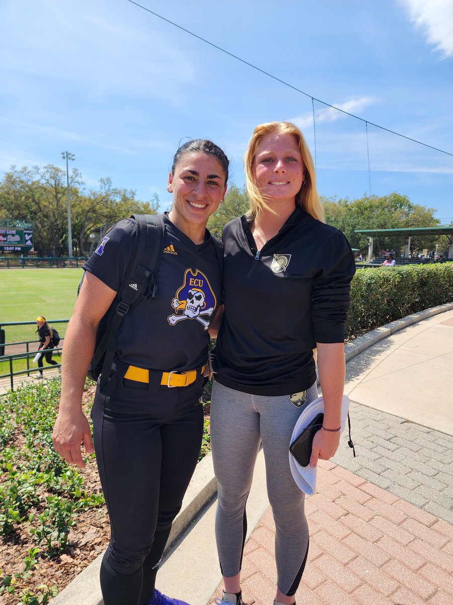 Excited to see Canterbury Softball Alum '19 Jocelyn Alonso play this morning in the USF v Eastern Carolina game.