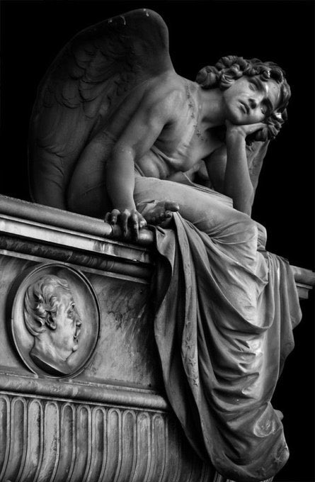 AcademiaAesthe1's tweet photo. Giulio Monteverde - Angel of the Night https://t.co/amKXbXv6tz