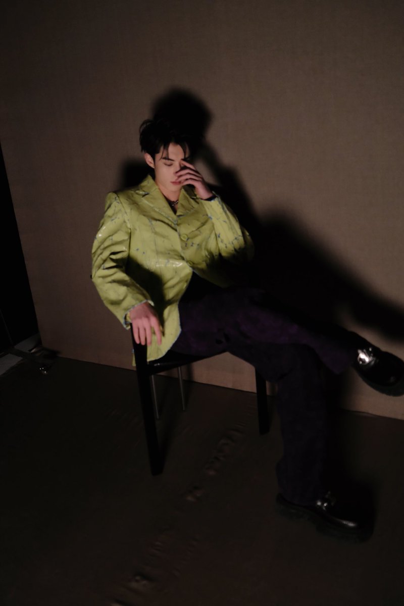 DylanWang_Py's tweet photo. IMÁGENES • 260323

Actualización pasada del Estudio de Dylan (2/3)

《 Dylan para Madame Figaro detrás de cámaras 》

#dylanwang #王鹤棣 #wanghedi #왕허디 #왕학체 #dylanwangespañol #Didi 

-🐰 https://t.co/RADo6Vxbyp