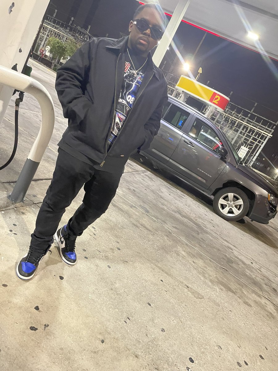 JLylesOfficial's tweet image. Family 🖤