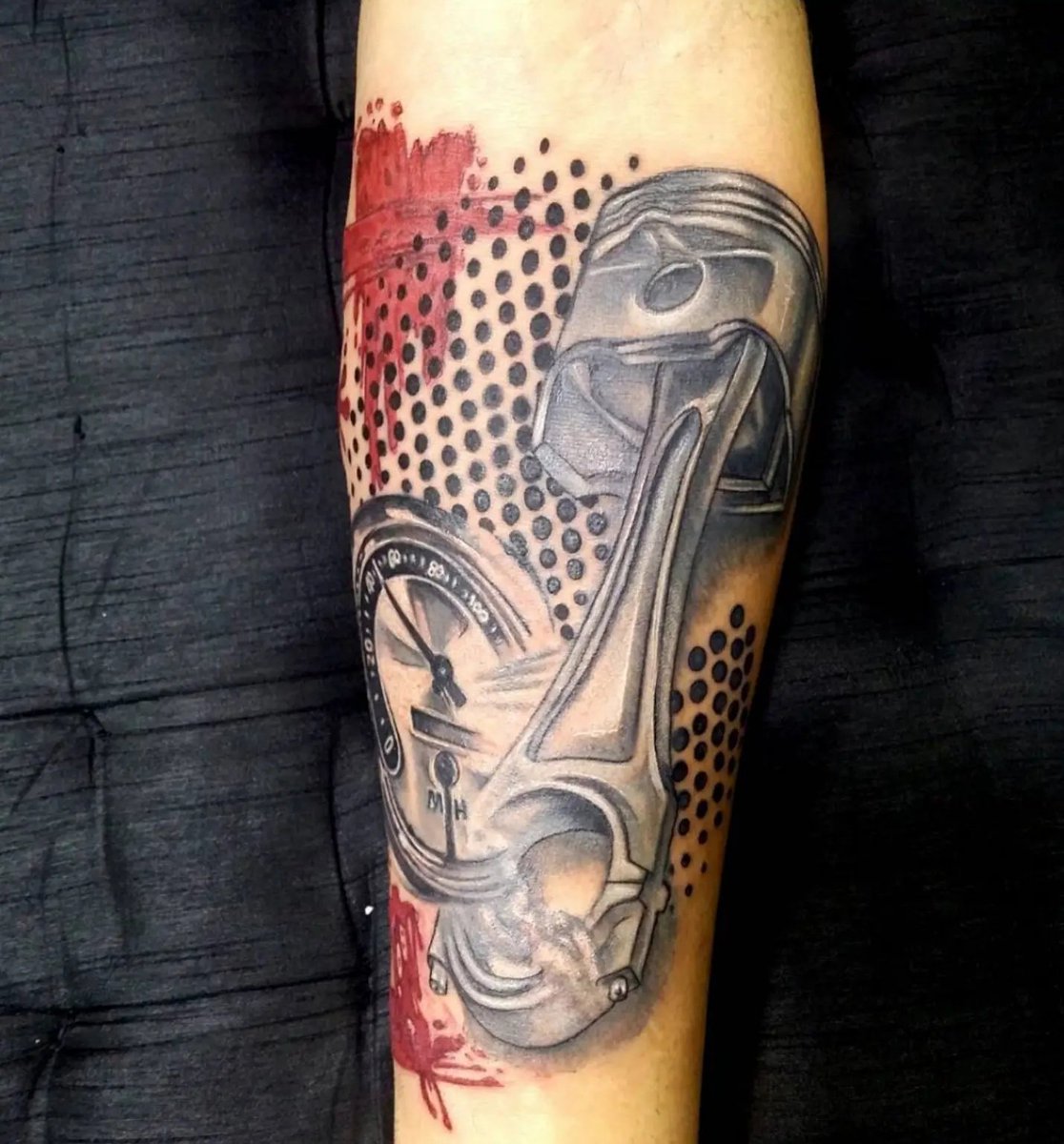 SandroWayne's tweet photo. #tattoo #fastandfurious #mecanica https://t.co/sNxdqHZbCi